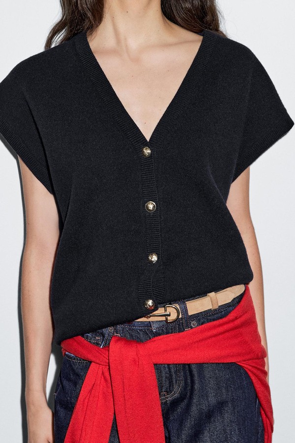 Knit Vest With Golden Buttons