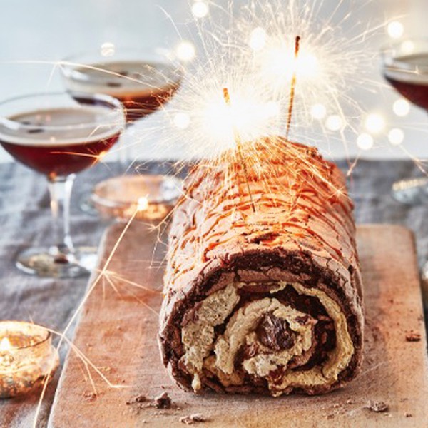 Espresso Martini Pavlova from Cook