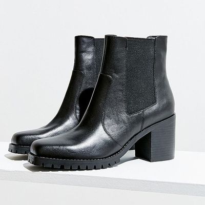 Alex Square Toe Black Chelsea Boots from Urban Outfitters