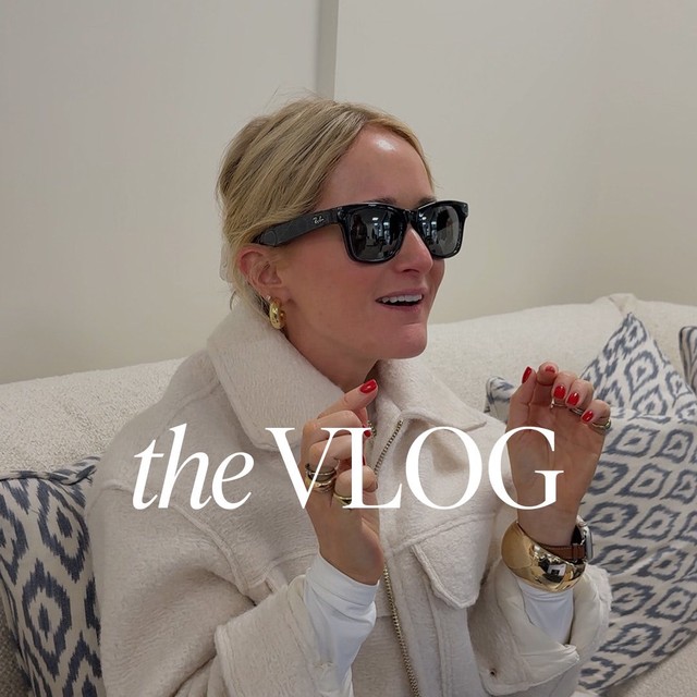Have we just unlocked a new high-tech vlogging device? Stay tuned to see how it works & tap the link