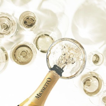 15 Crazy Facts You Didn't Know About Prosecco