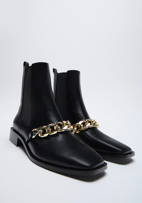 Ankle Boots With Chain
