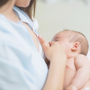 Thin-Shaming Is The Latest Way To Make Breastfeeding Mums Feel Bad