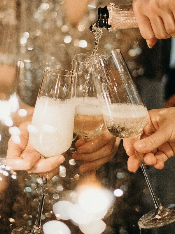 The Best Festive Bubbles – Recommended By Experts
