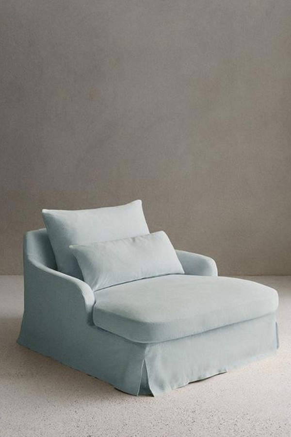 Loveseat 01