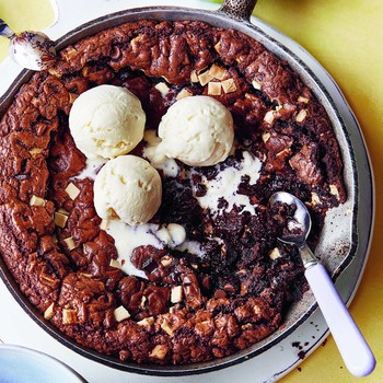 Triple Chocolate Cookie Dough Skillet