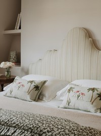 How To Choose The Right Headboard