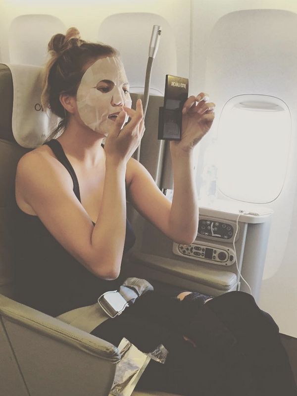 18 In-Flight Skincare Products To Take On The Plane 