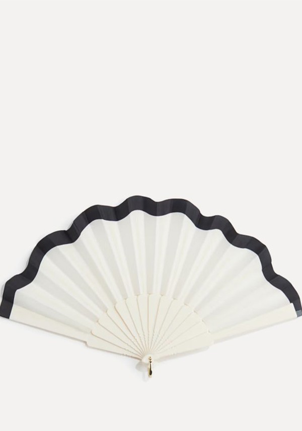Scalloped-Edge Fan