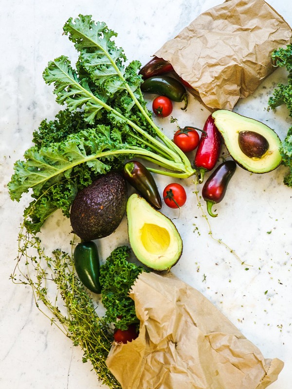 Expert-Approved Ways To Eat Healthy On A Budget