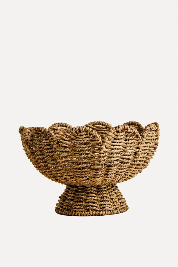 Seagrass Woven Scallop Footed Serving Bowl