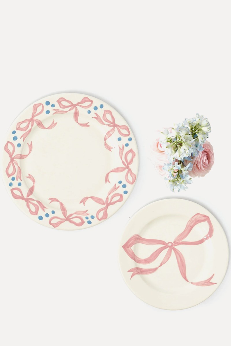 Harley's Bow Starter Plate from Mrs. Alice