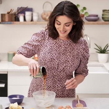 Nigella Lawson Shares Her Top Cooking Tips With The Gold Edition