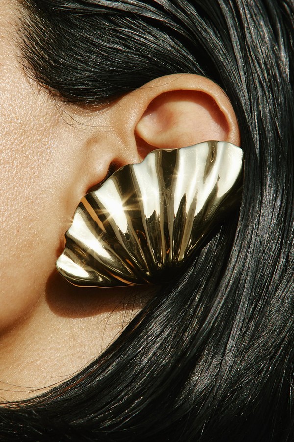 Coquille Ear Cuff