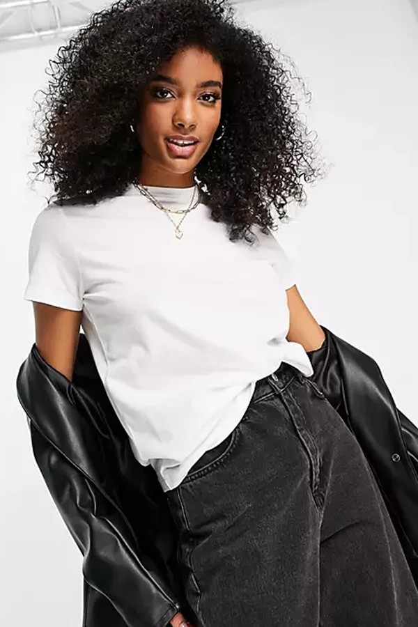 Ultimate T-Shirt With Crew Neck from ASOS Design
