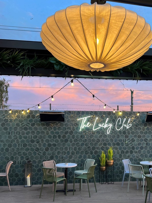 6 New Bars To Book For A First Date