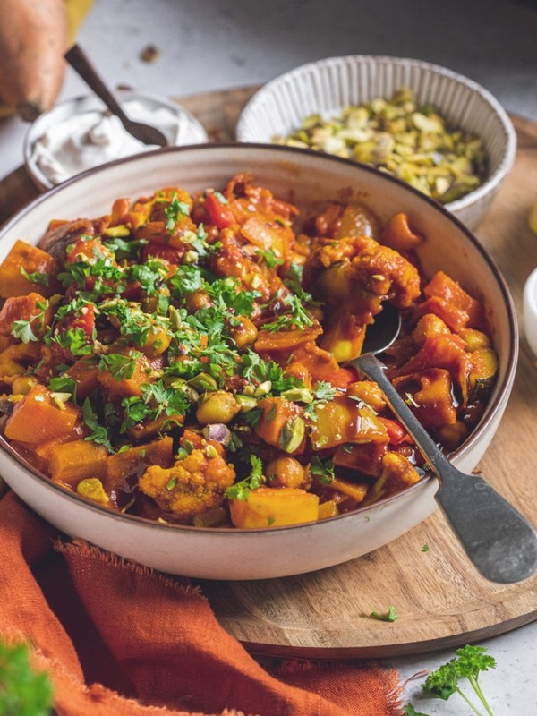 Moroccan-Style Vegetable Tagine 
