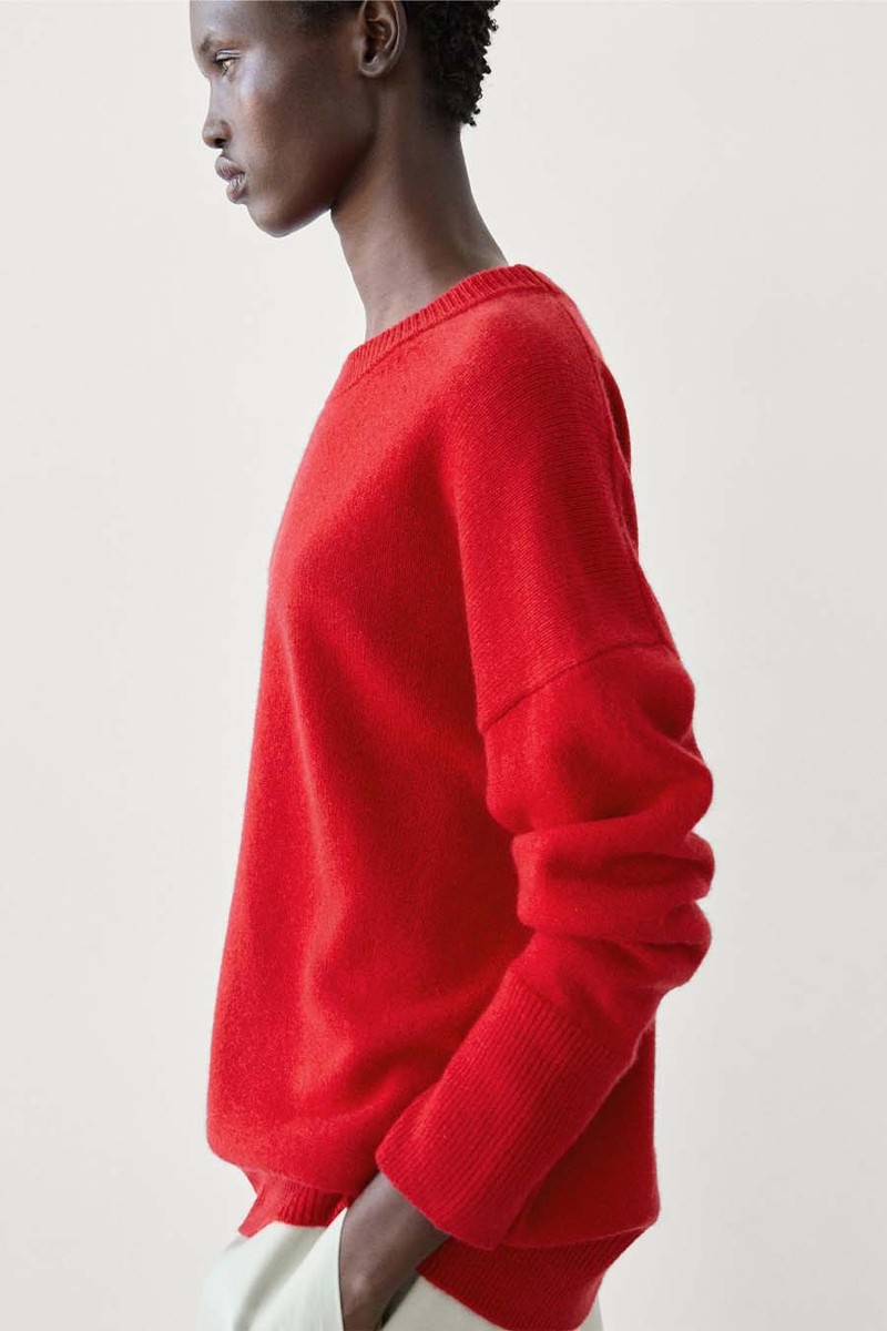100% Cashmere Oversize Knit Sweater from Massimo Dutti