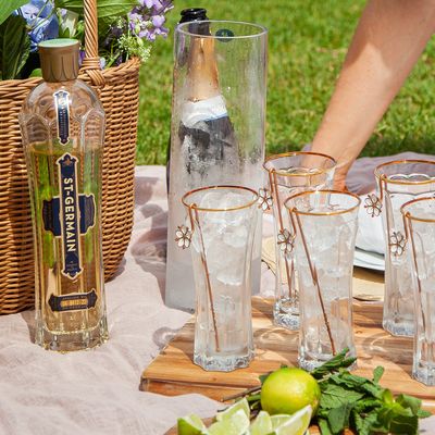  How To Host The Perfect Picnic 