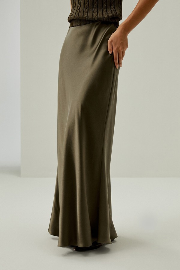 Versatile Double-Faced Silk Charmeuse Skirt from Lilysilk