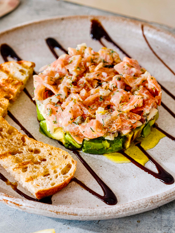 Salmon & Avocado Tartare With Dill & Balsamic Glaze