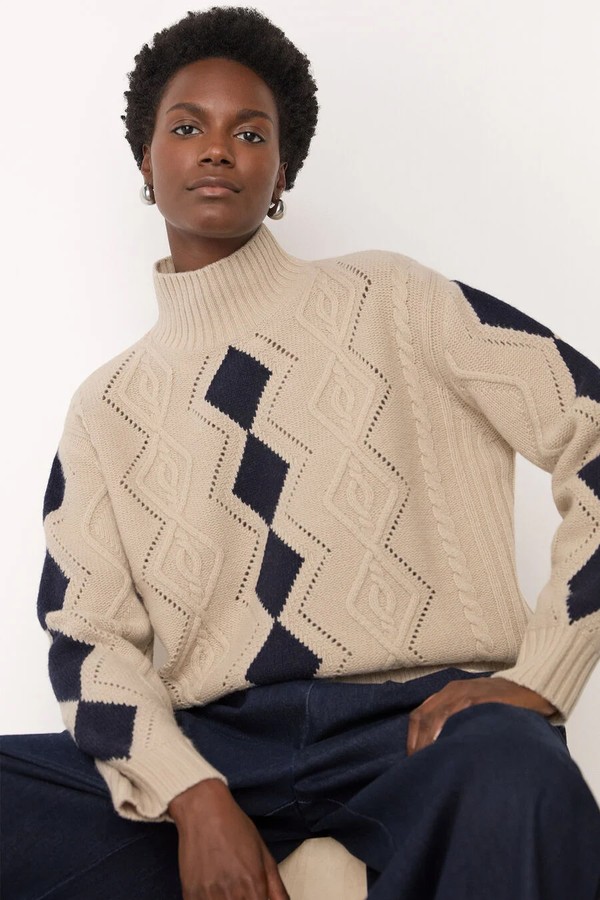 Diamond Cable Wool Detail Knit
