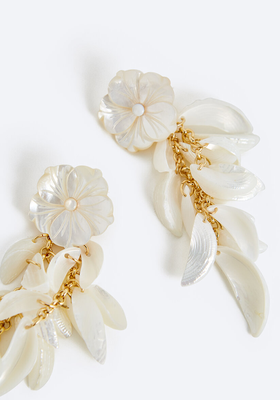 Nacre Flower Earrings from Uterque