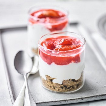 Strawberry & Rhubarb Cheesecake Desserts