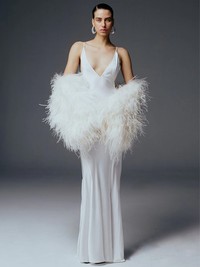 25 Feather Pieces We Are Loving