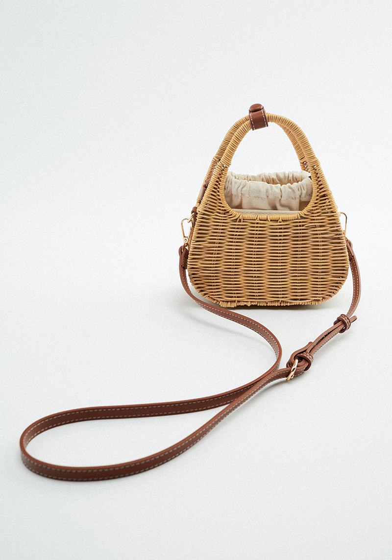 Rigid Minaudière