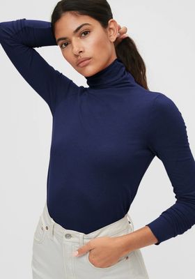 Fitted Funnel Neck Tee