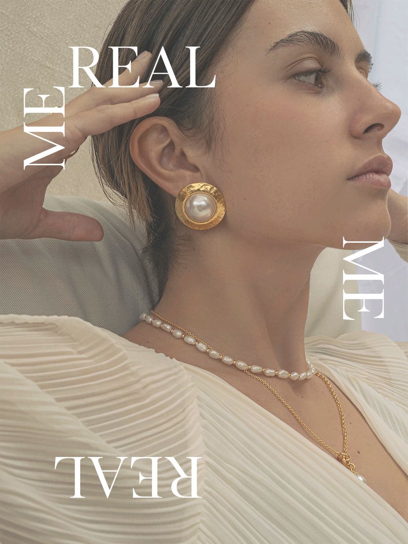 Arabella Pearl Stud Earrings