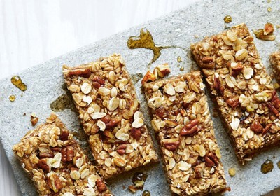 Pecan, Cinnamon & Banana Bars