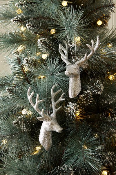 Set Of 2 Stag Head Baubles