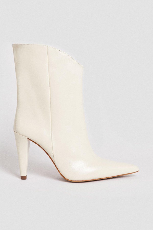 Leather Pull On Heeled Ankle Boot