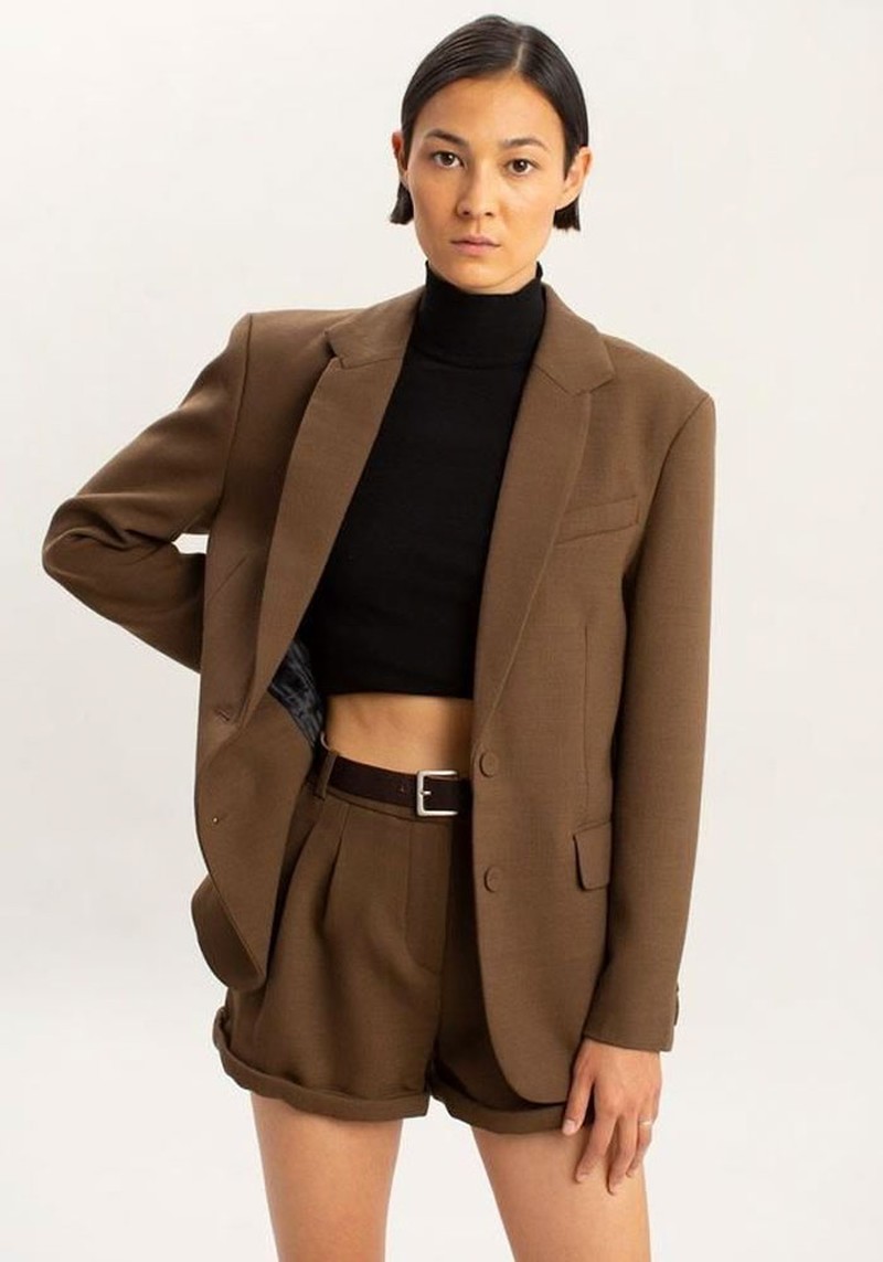 Wall Street Blazer from Frankie Shop