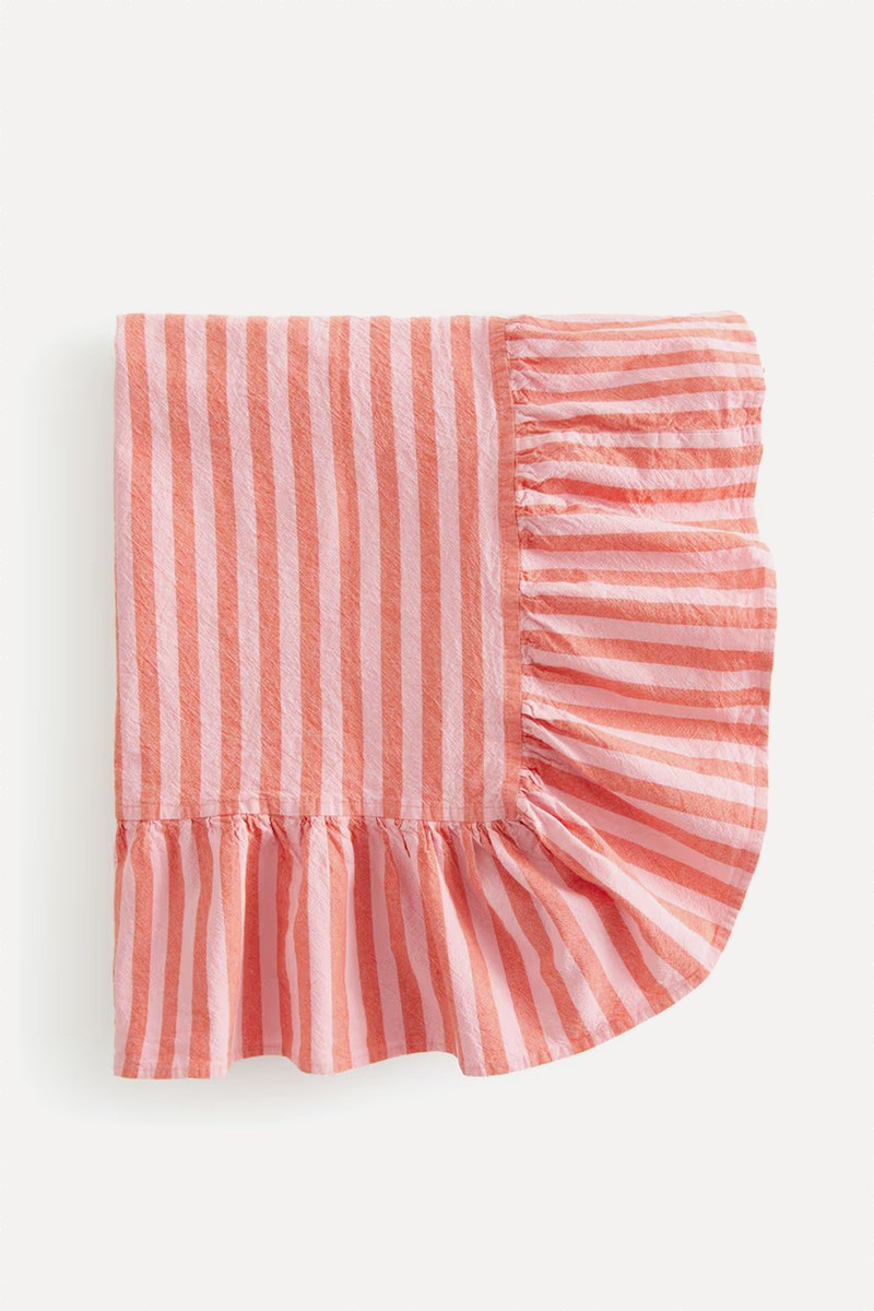 Frill-Trimmed Tablecloth from H&M