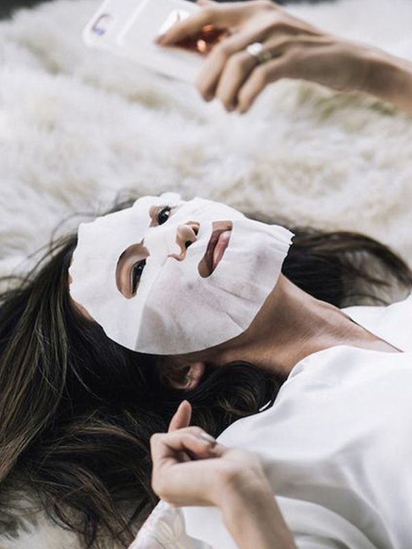 Why You Should Use a Dry Sheet Mask