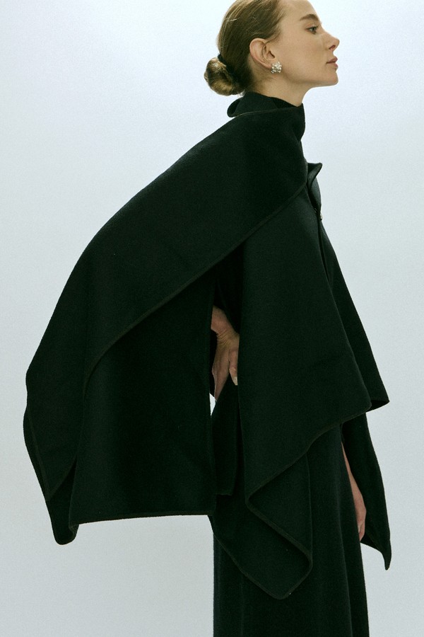 Felda Wool Cape