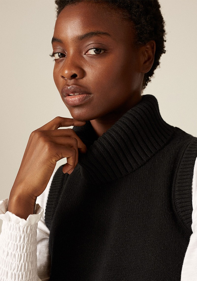 Merino Cashmere Neat Vest & Snood from Me & Em