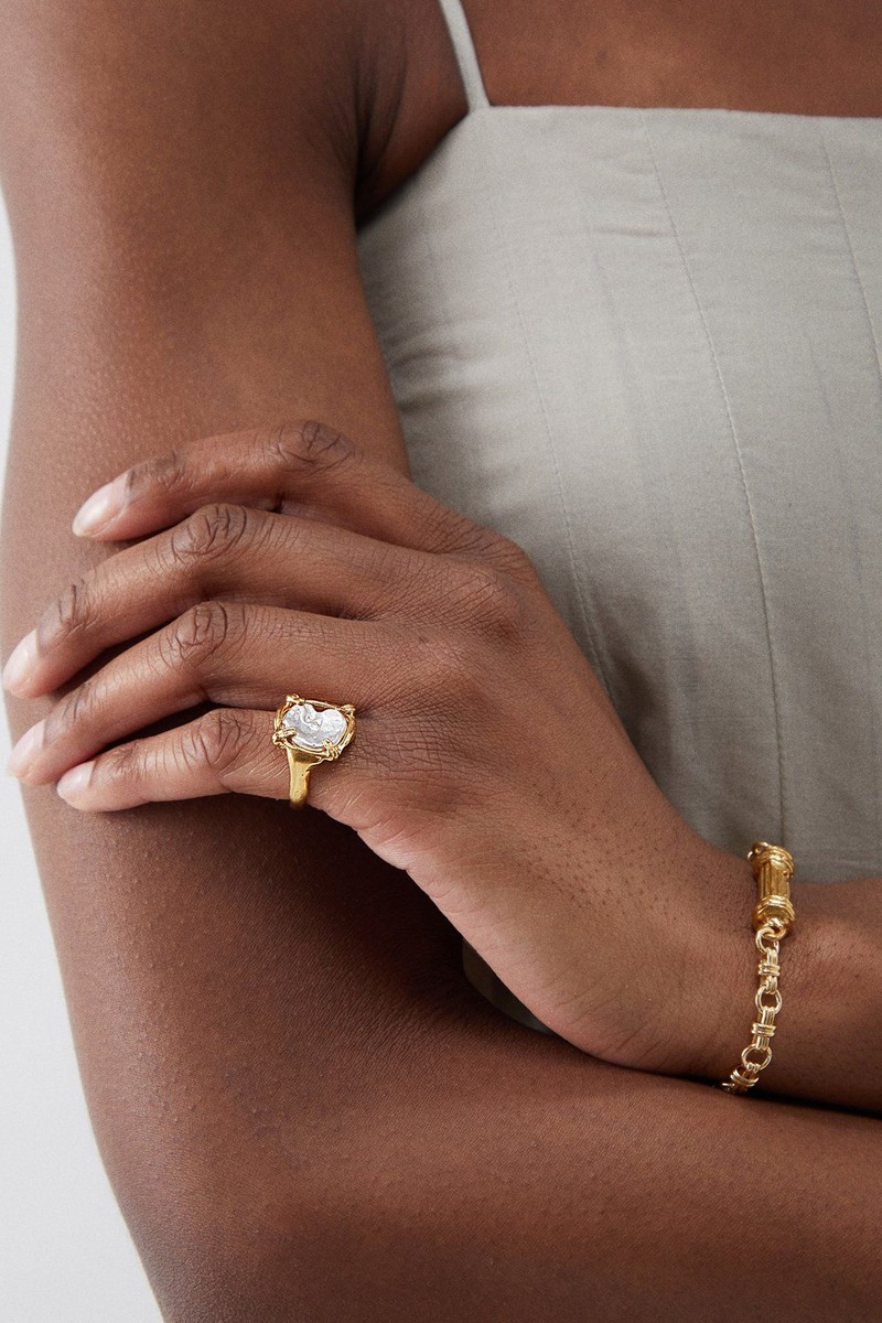 The Gilded Frame Gold-Plated Ring The Gilded Frame Gold-Plated Ring from Alighieri