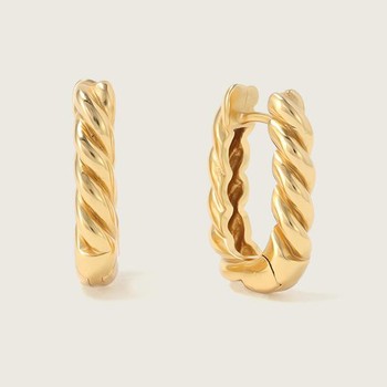 Gold Enlaced Oval Hoop Earrings