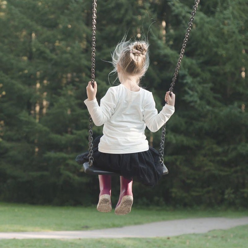 7 Ways Being An Only Child Can Shape Your Personality