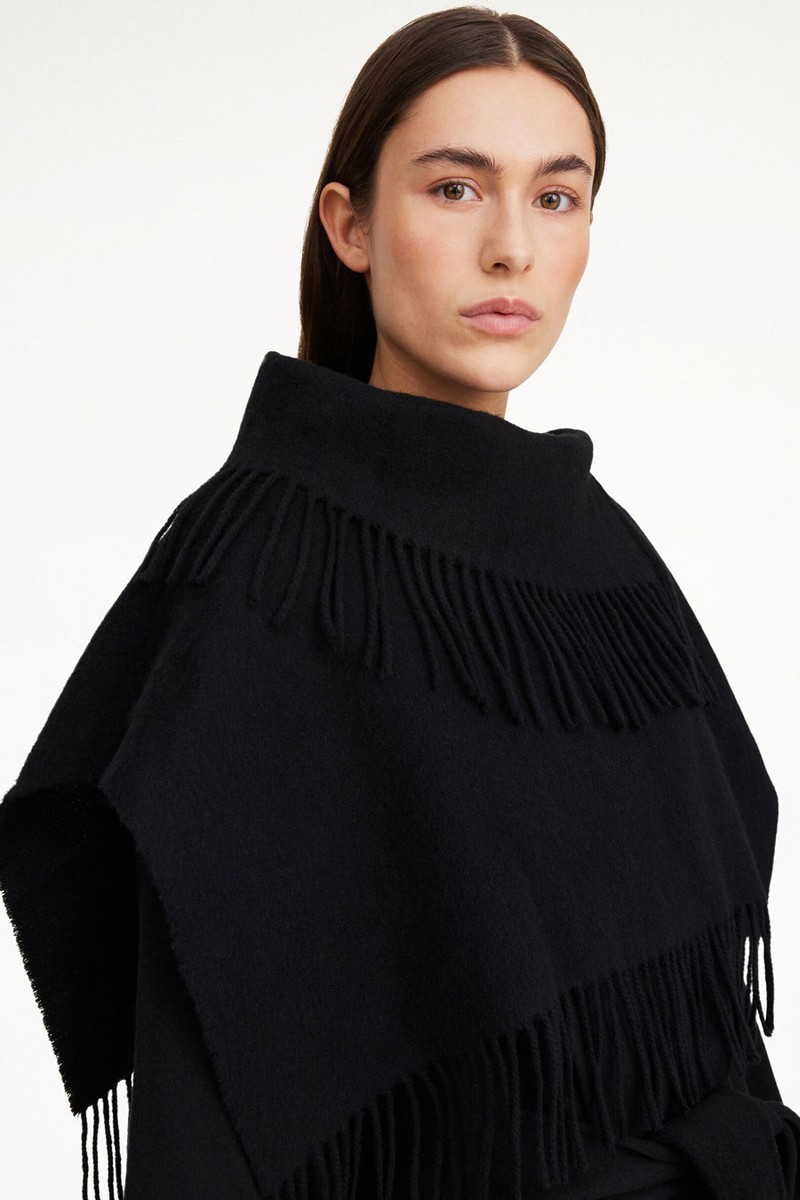 Turtla Wool Fringe Bib from By Malene Birger