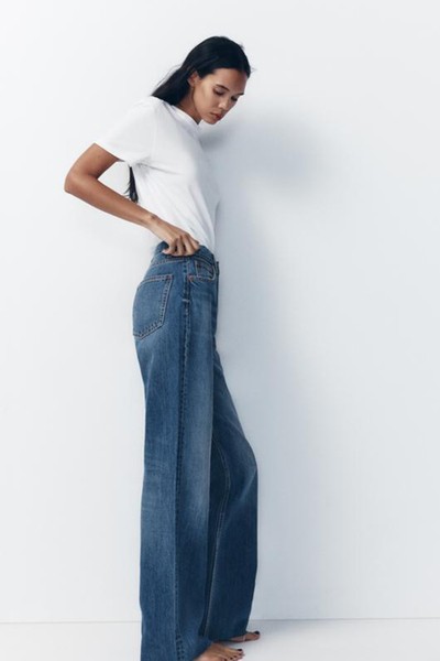 Wide-Leg High-Waist Jeans