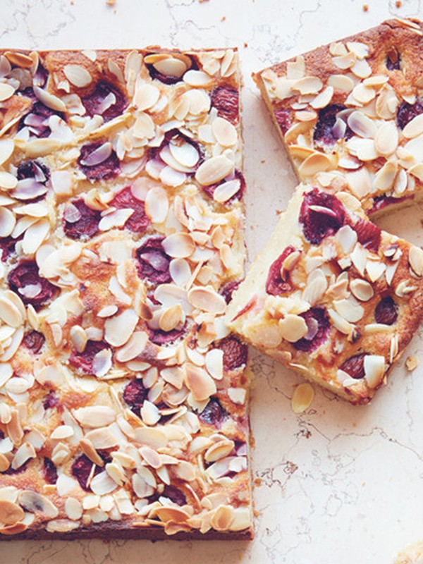 Gluten-Free Bakewell Traybake