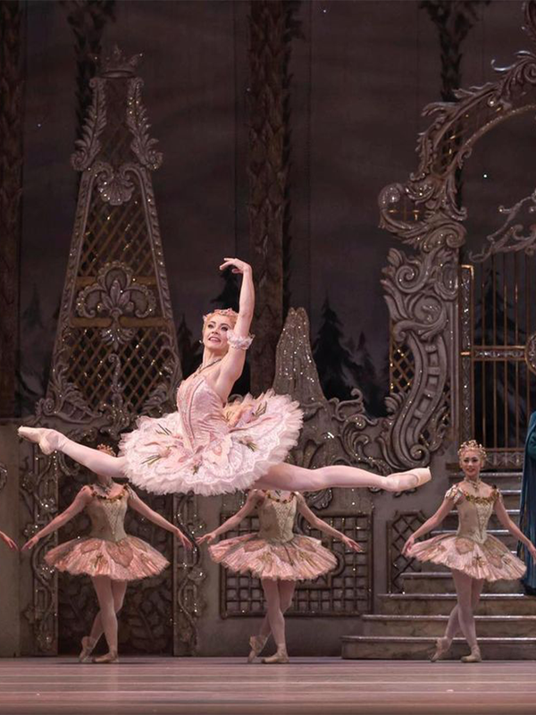 What It’s Like To Be A Royal Ballet Dancer 