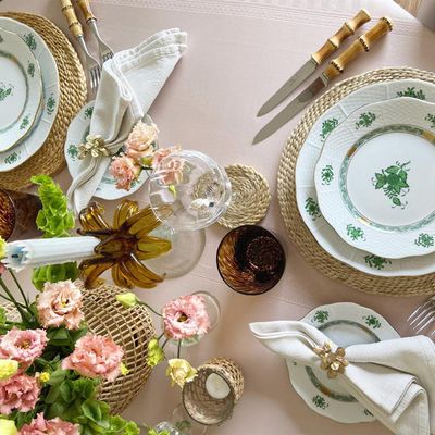 How To Set A Beautiful Easter Table
