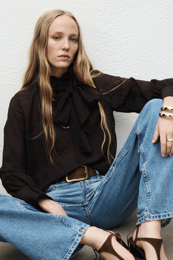 Straight-Leg Jeans With Floral Pattern