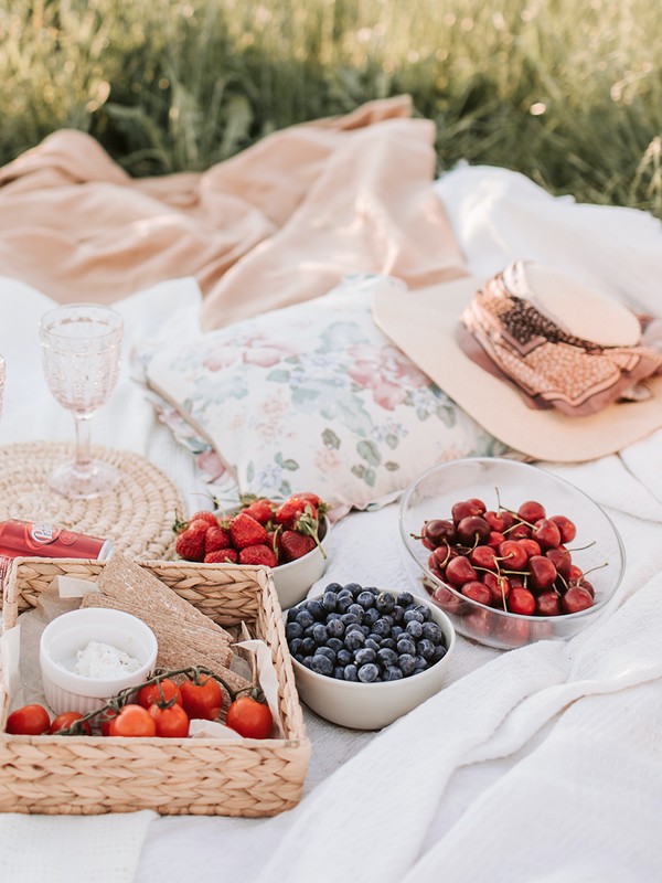 15 Of The Best Picnic Spots Near London 